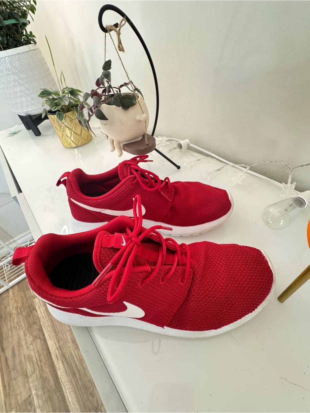 Nike Roshe Red Mesh Running Shoes with White Swoosh US 8 - Picture 4 of 6
